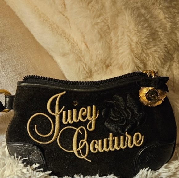 Juicy Couture Y2k Black Velour With Gold Embroidery Clutch Wristlet - Picture 1 of 1